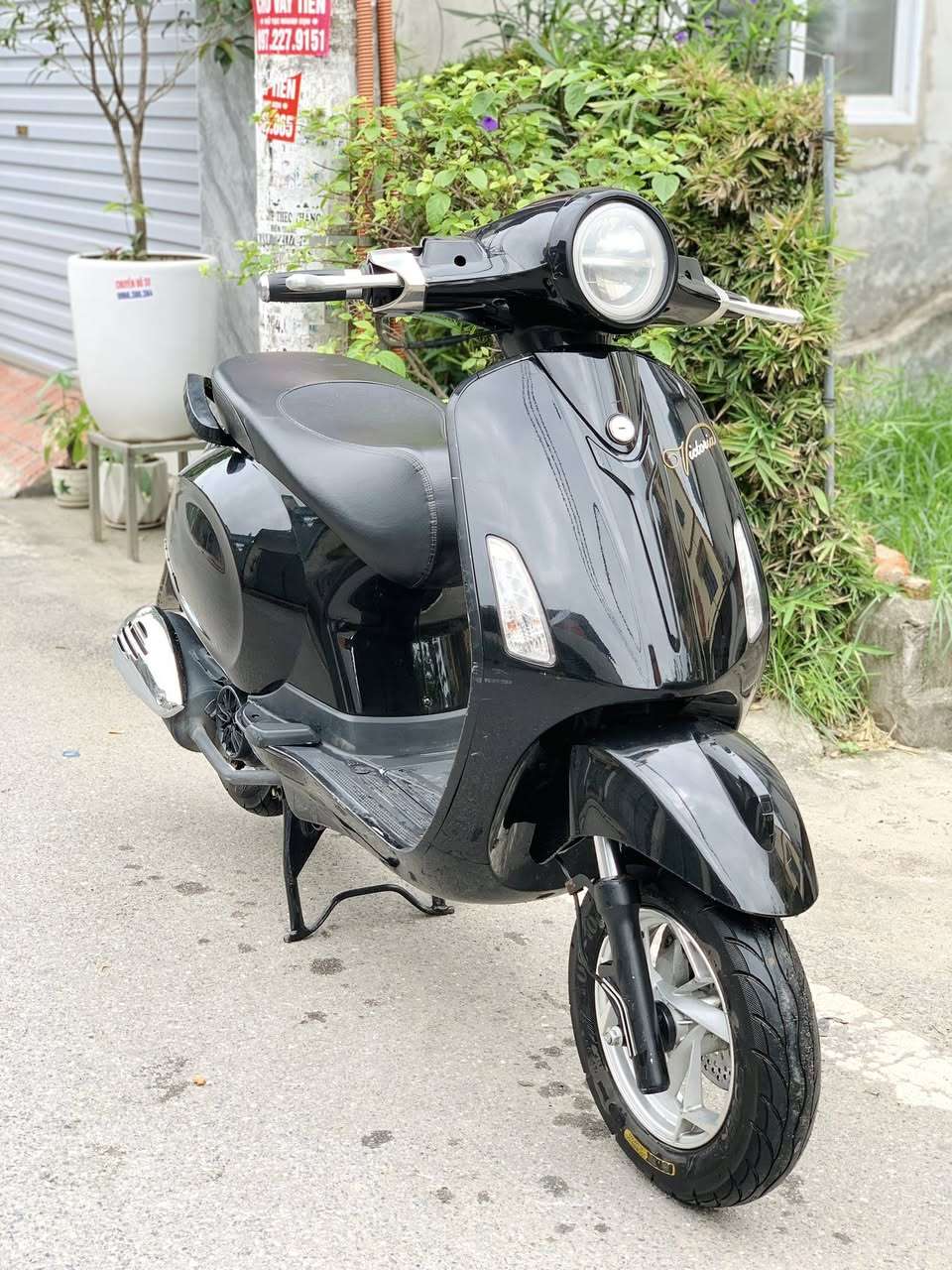 gia-xe-vespa-50cc-victoria-2025-moi-nhat