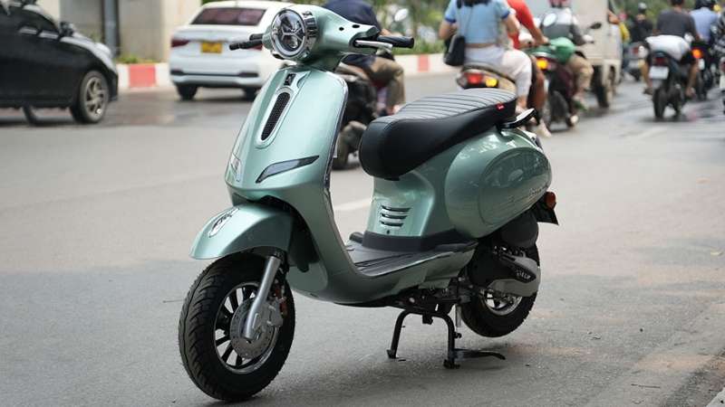 Ally Vegas – Thời trang, sành điệu