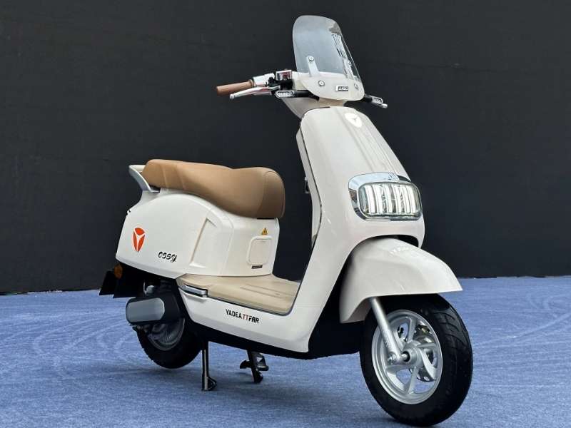 Yadea Ossy sử dụng pin axit chì graphene