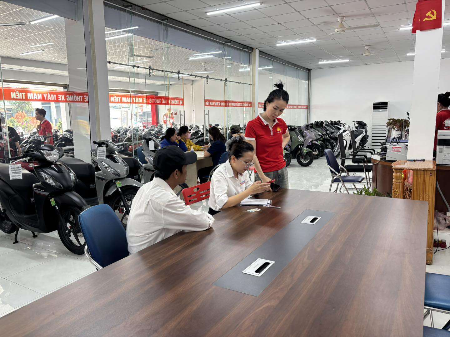 Nam Tiến hợp tác với Aeon Finance