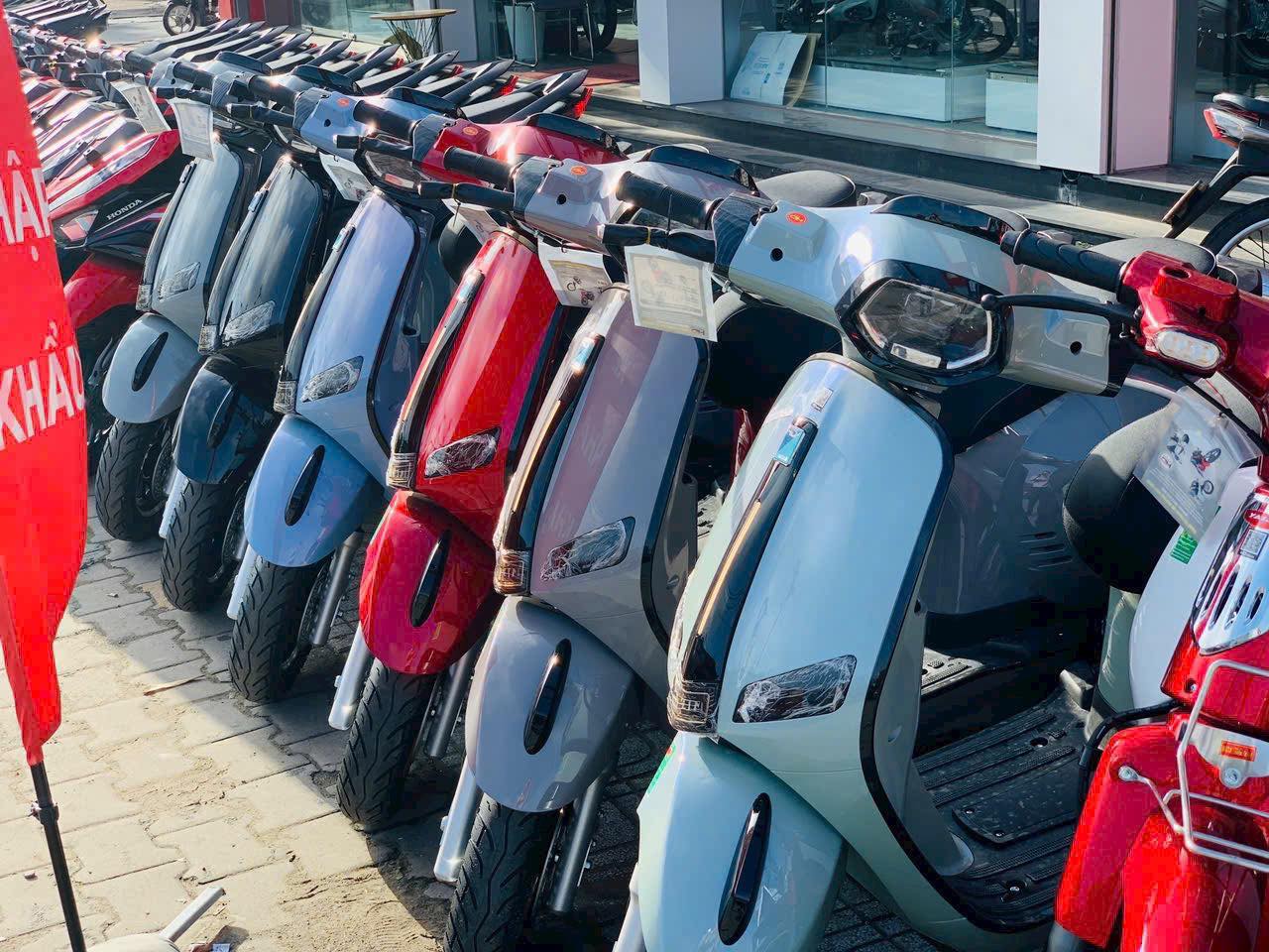 Xe 50cc nổi bật với khả năng luồn lách linh hoạt khi di chuyển phố