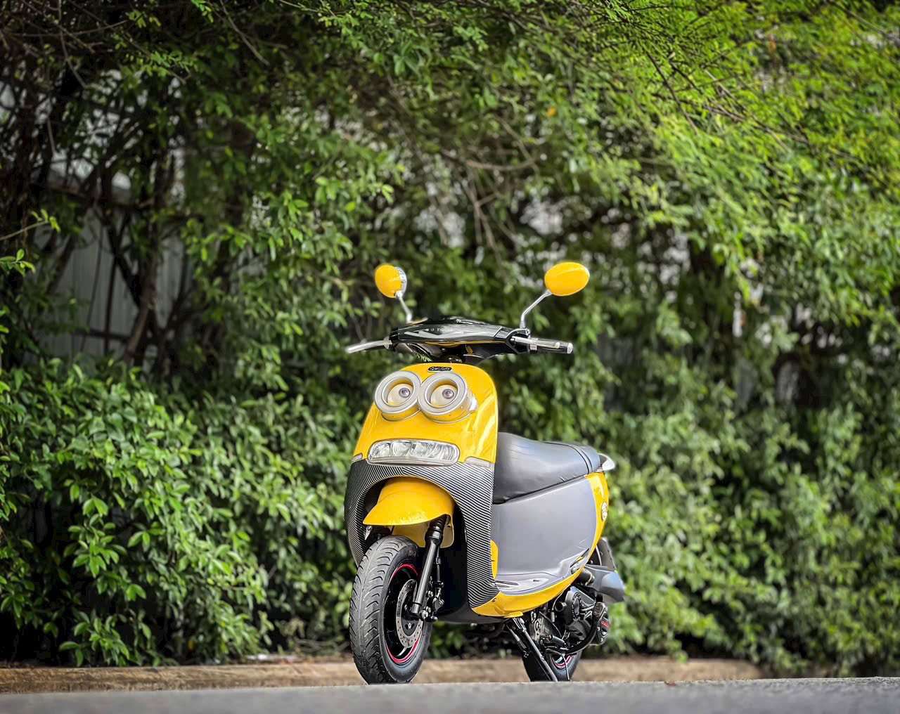 50cc Minion - Thiết kế ngoại thất “bắt trend” và đầy cá tính
