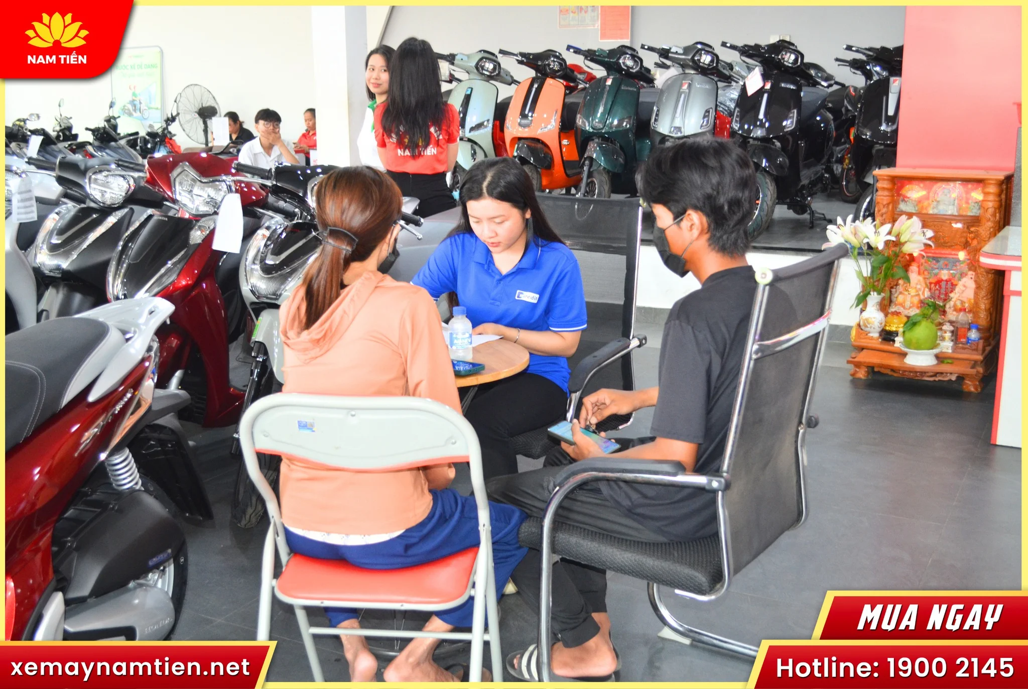 mua-xe-dien-go-vap-showroom-nam-tien