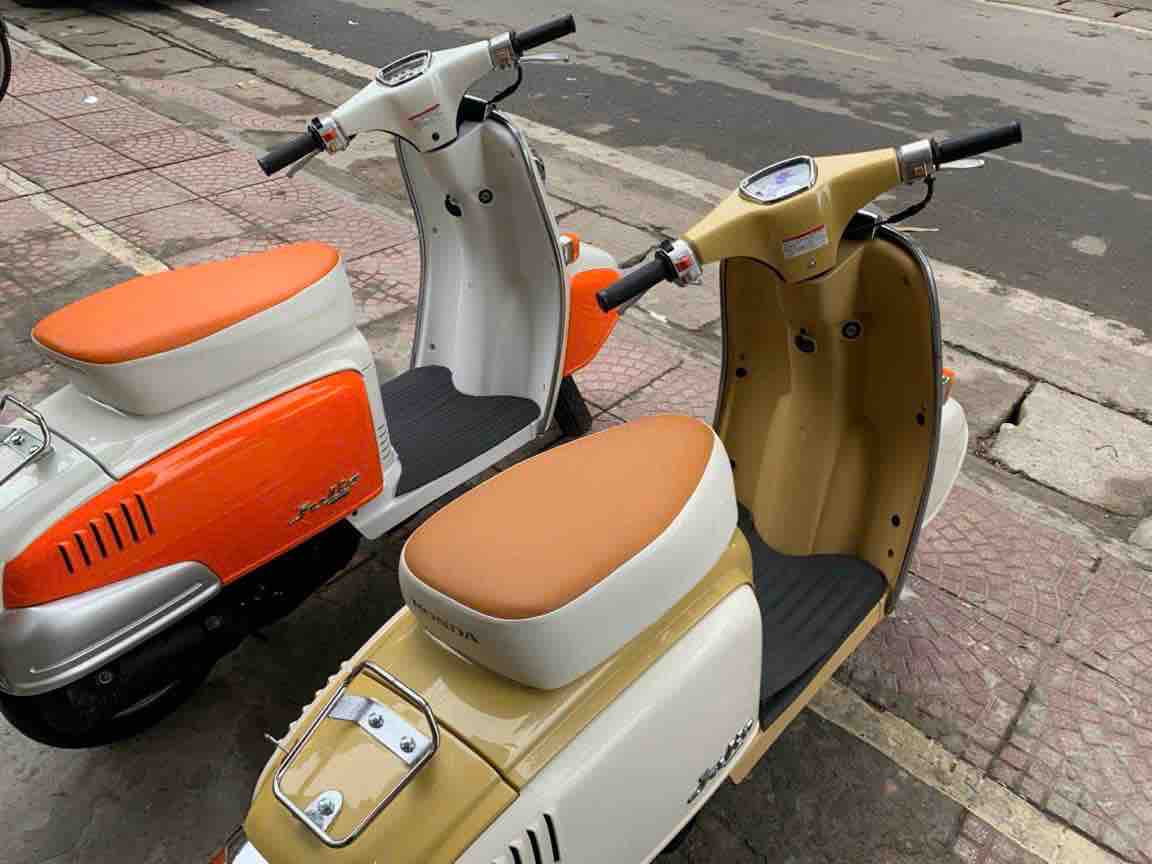 hoc-sinh-14-16-tuoi-chay-xe-gi 