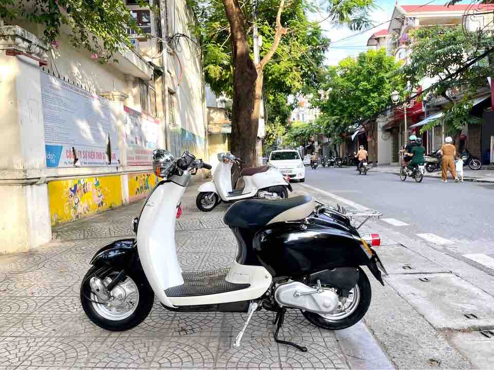 hoc-sinh-14-16-tuoi-chay-xe-gi 