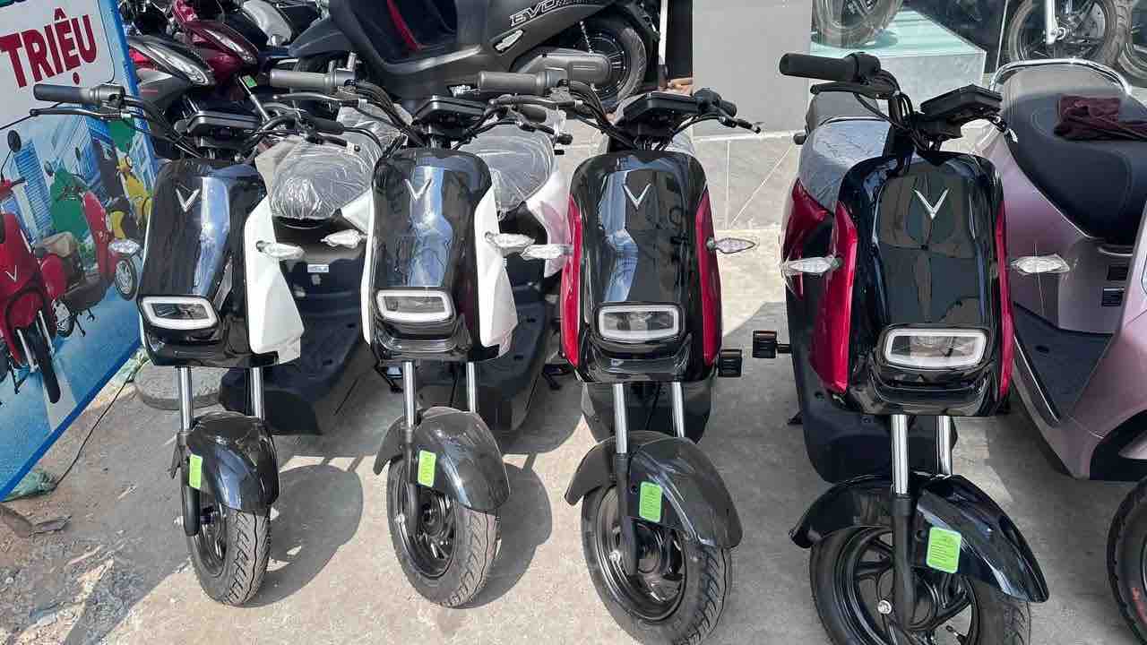 can-canh-pin-lfp-sieu-ben-tren-vinfast-amio-2026