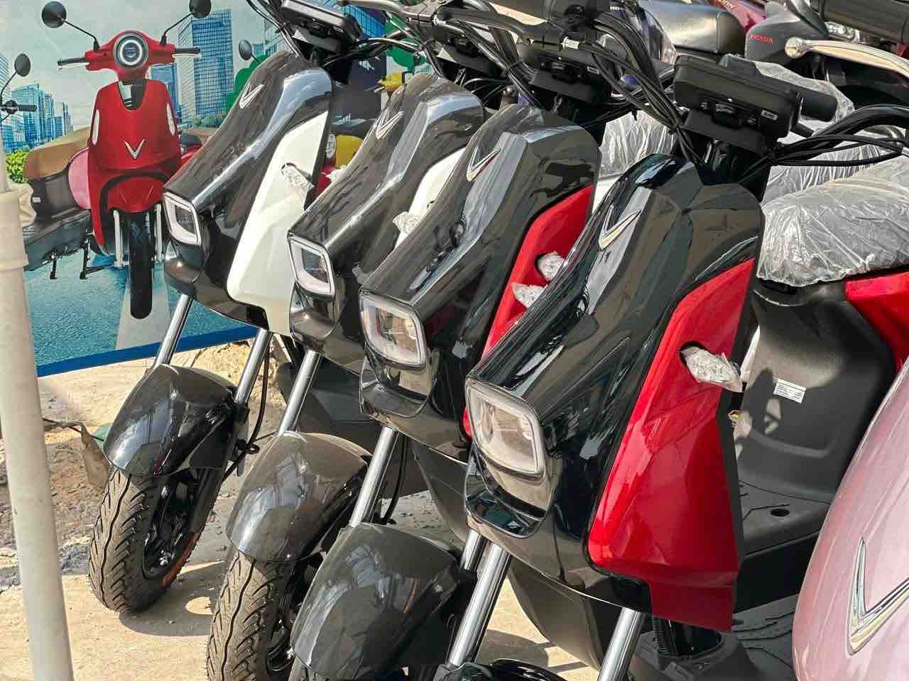 dong-co-hub-motor-vinfast-amio-2026-van-hanh-em-ai