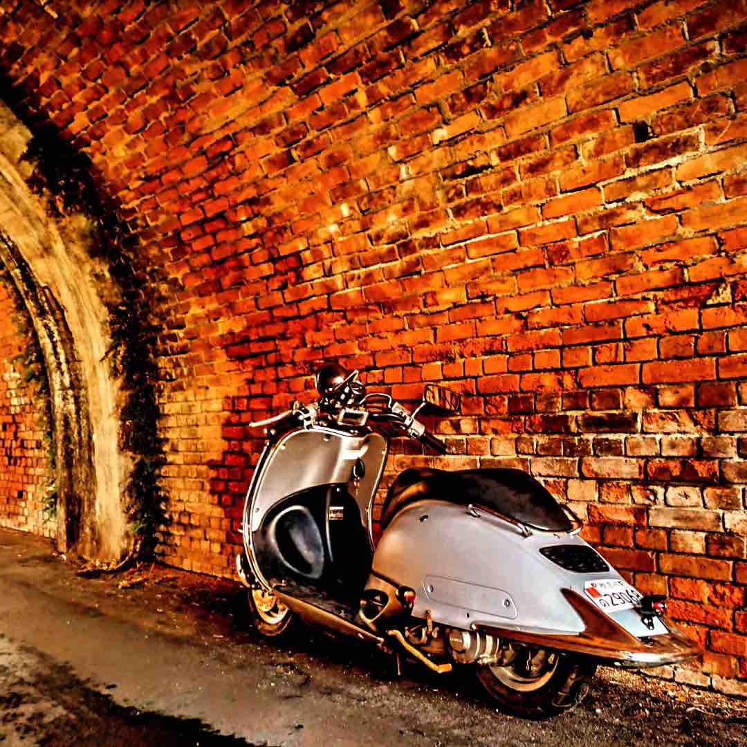 mau-xe-may-dien-honda-joker-cruiser-co-dien-ben-bi-nhat-ban