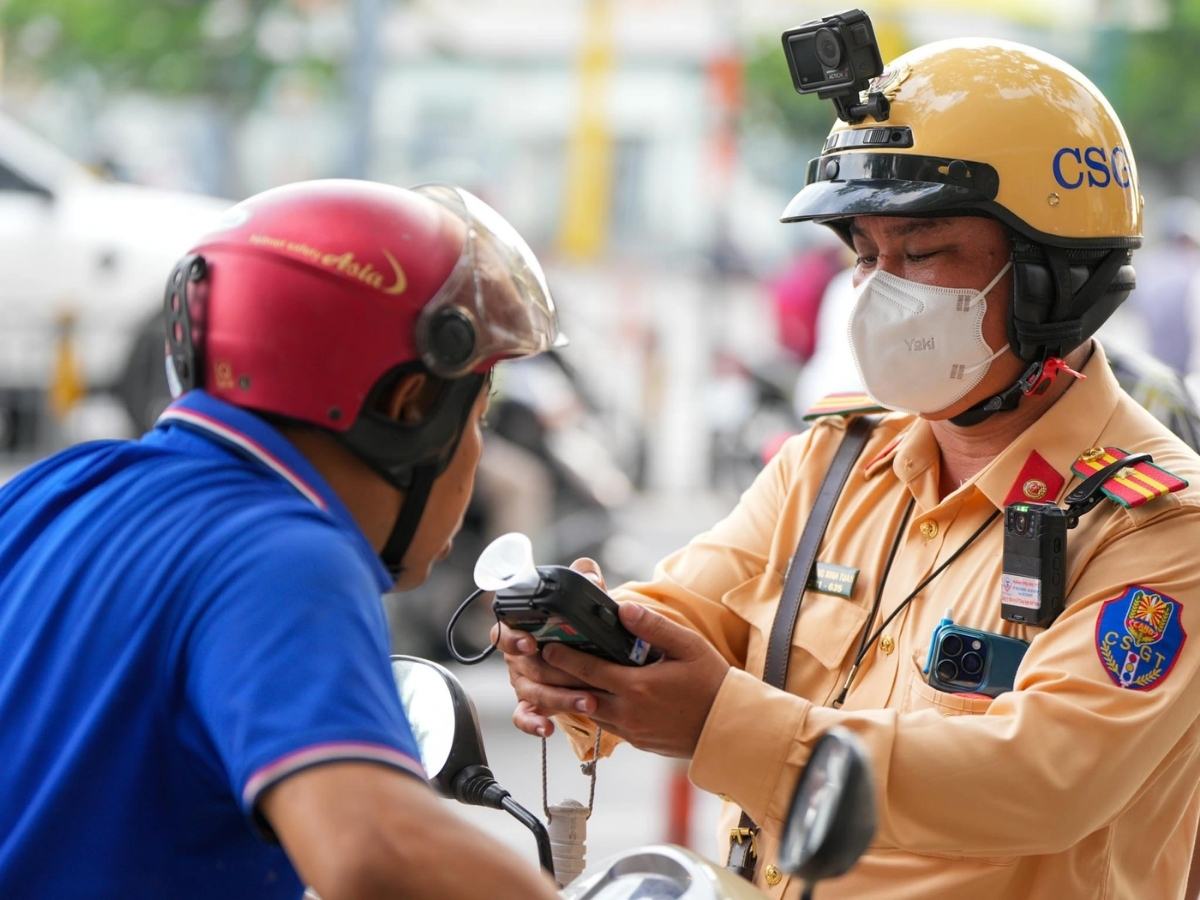 Mức phạt nồng độ cồn xe máy điện theo quy định 2026