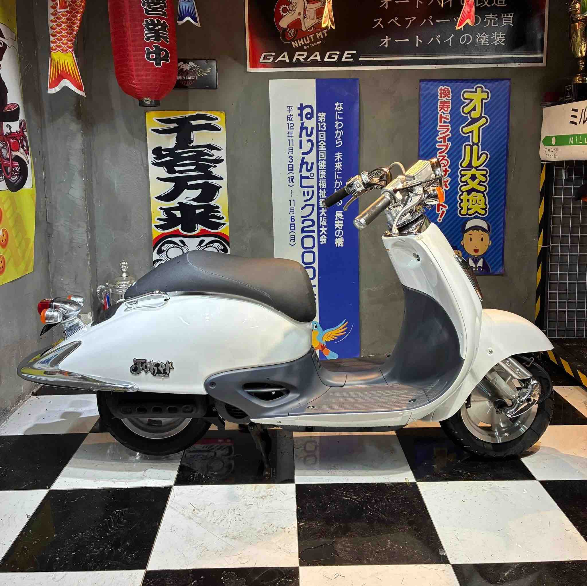 review-xe-may-dien-honda-joker-phong-cach-lang-tu-ghi-dong-tran