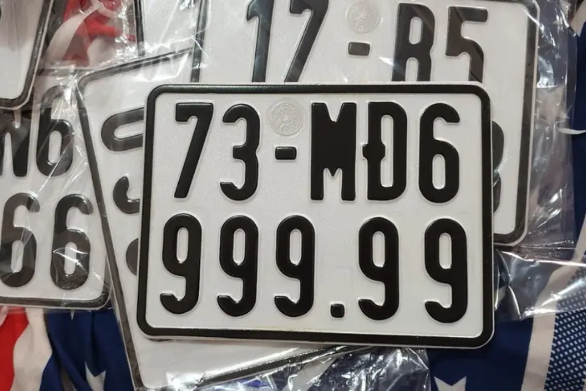 Xe máy điện có bắt buộc phải gắn biển số không?