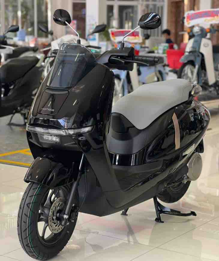 xe-may-dien-honda-uc3-thiet-ke-sang-trong-dot-pha-nam-2026