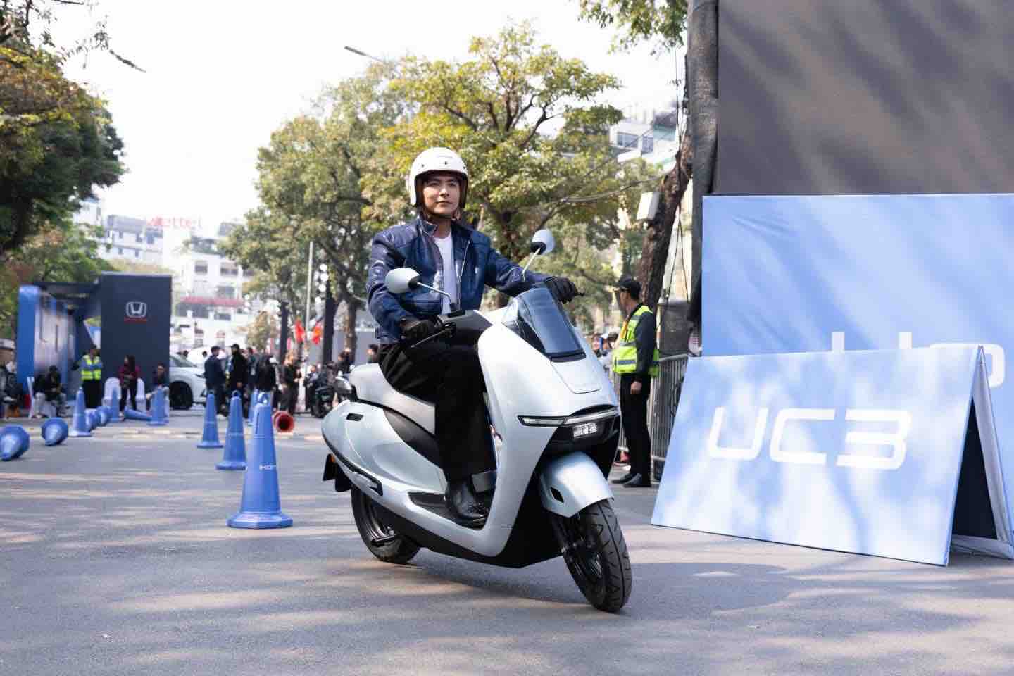 chi-phi-dong-thue-truoc-ba-va-lam-bien-so-xe-dien-honda-tai-tp-hcm