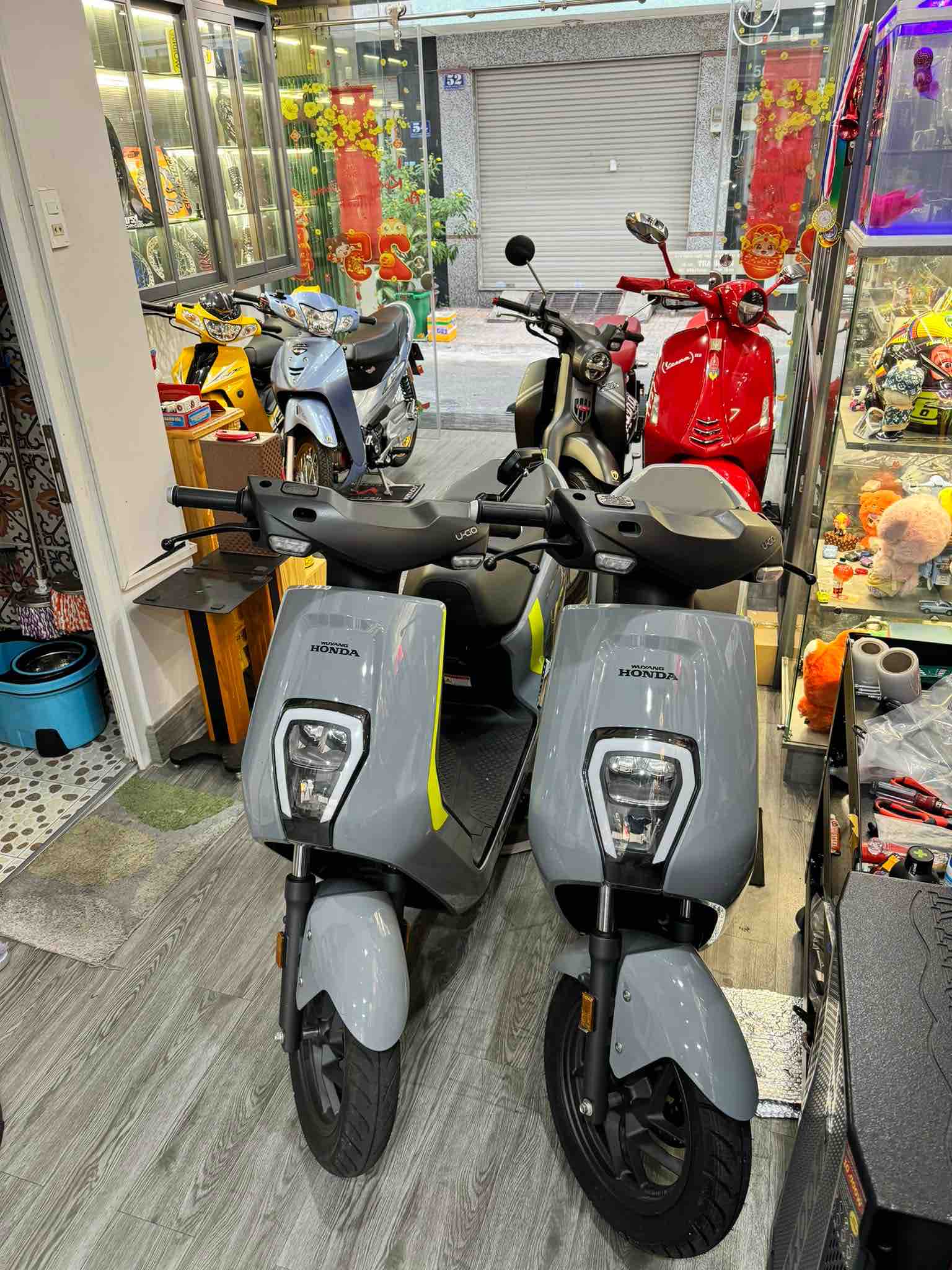 gen-z-trai-nghiem-honda-u-go-xe-may-dien-thong-minh-tai-tp-hcm