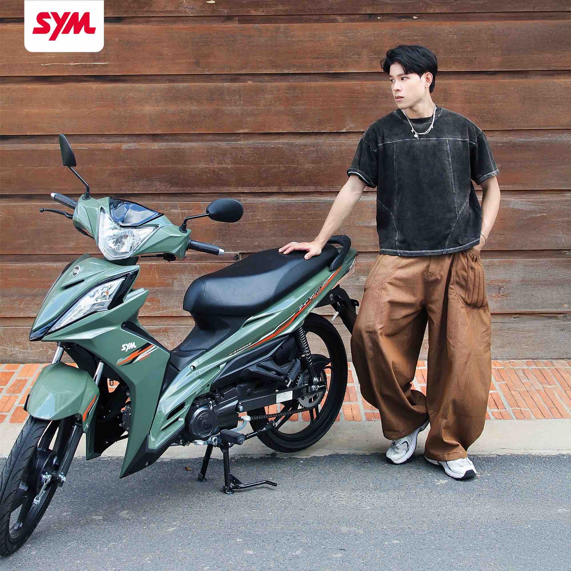 hoc-sinh-cap-3-chay-xe-may-50cc