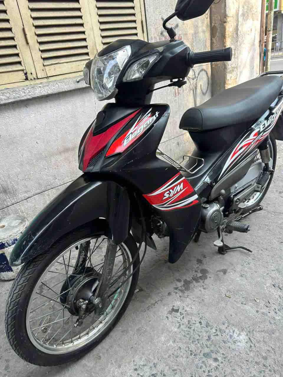 sym-elegant-50cc-ben-bi