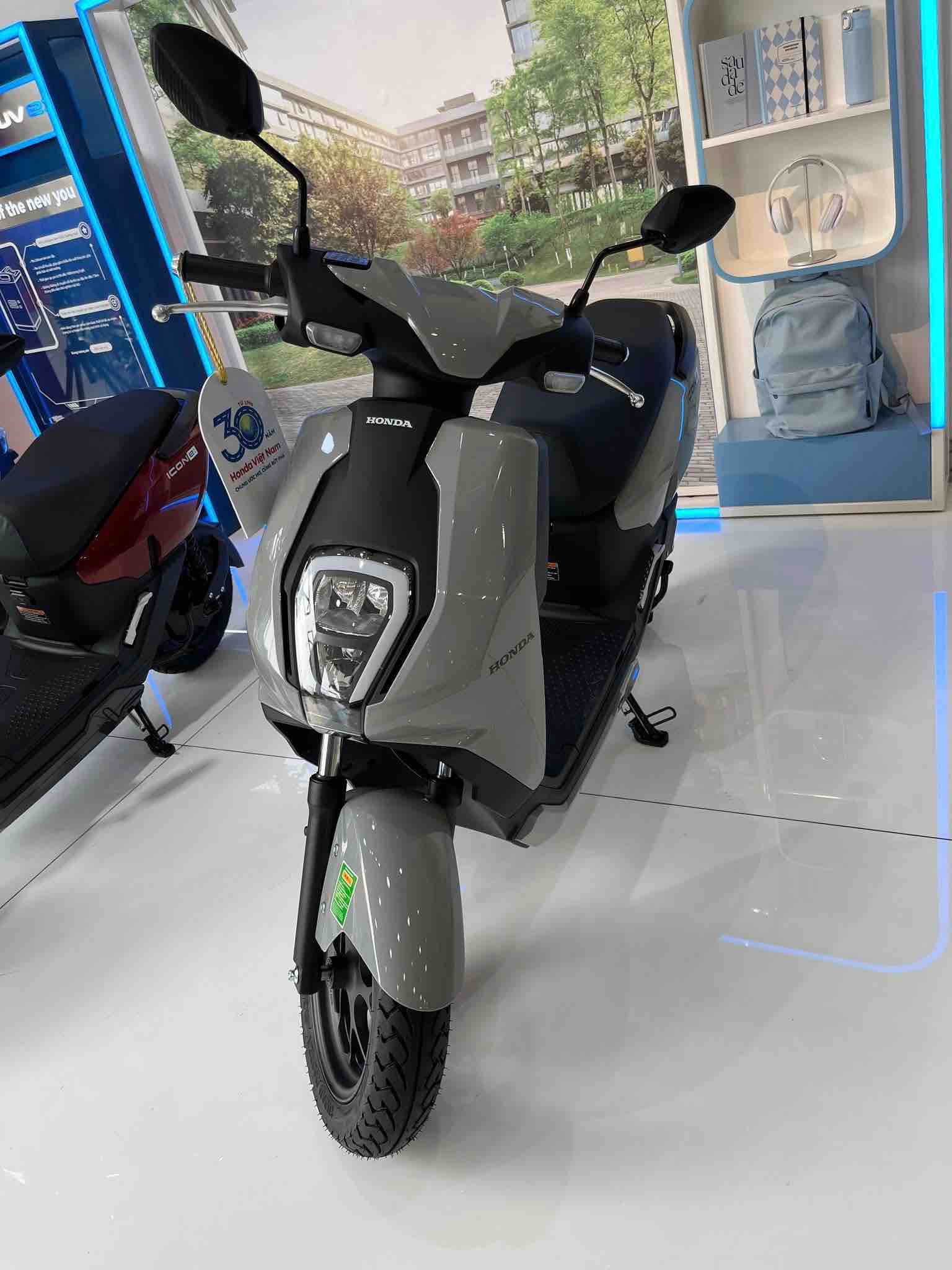 danh-gia-xe-may-dien-honda-icon-e-va-vinfast