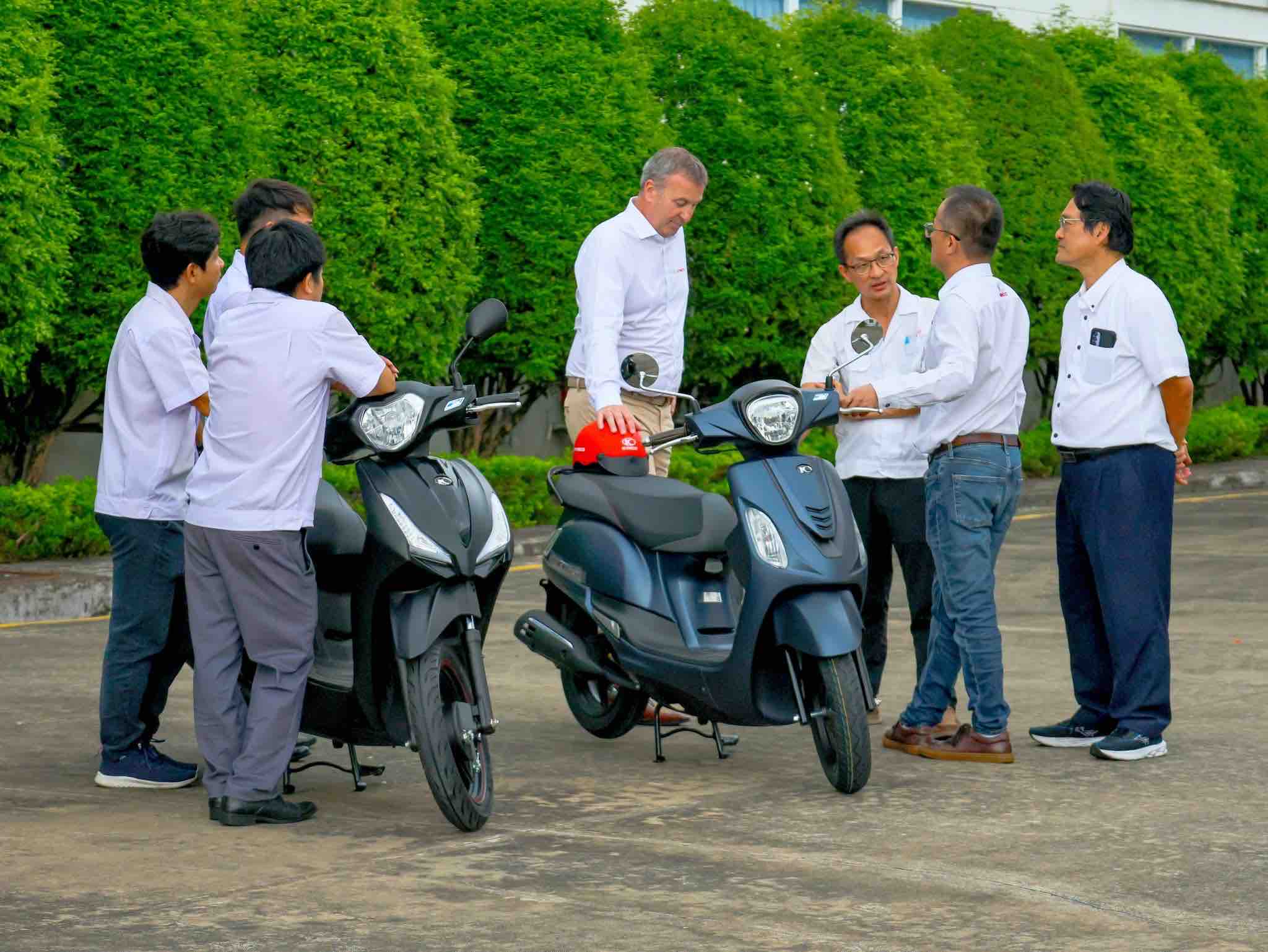 mau-xe-50cc-dep-ngau-danh-cho-nam-nu-sinh-2026