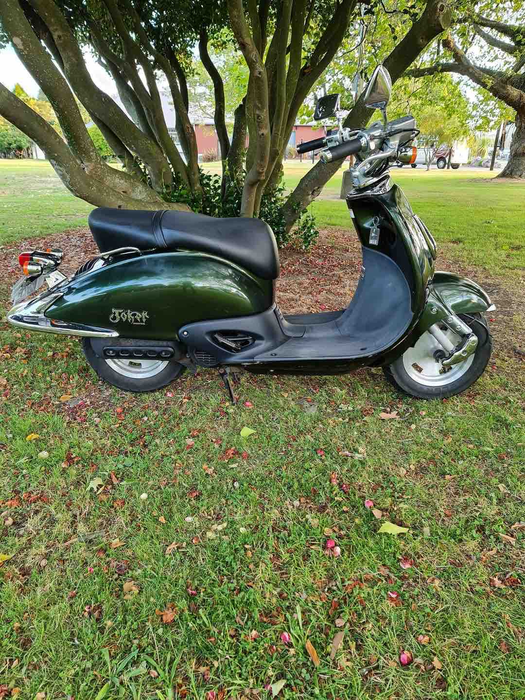 so-sanh-ngoai-hinh-honda-mono-va-honda-joker