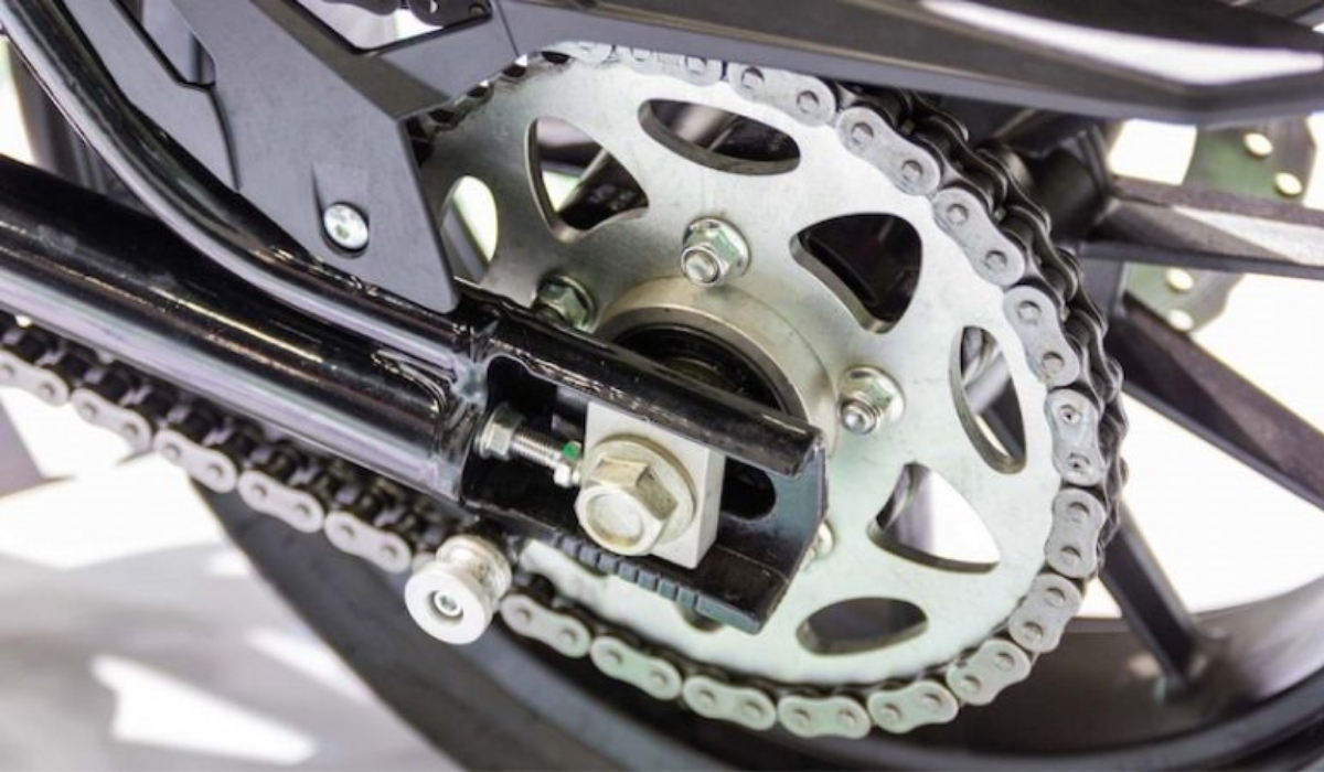 Khi nào cần thay mới nhông xích xe máy 50cc?