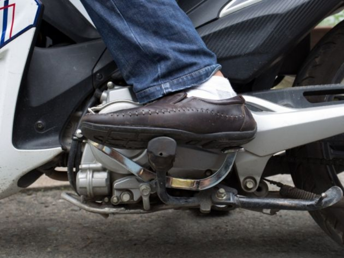 Sang số xe 50cc thế nào để học sinh lái an toàn?
