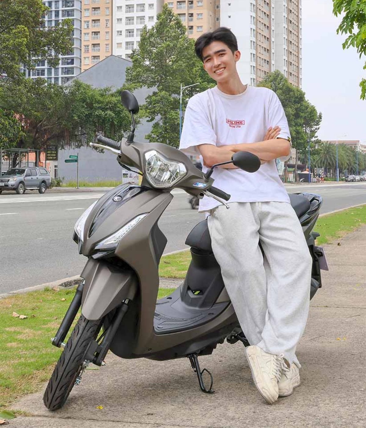 So sánh xe tay ga 50cc Fi và chế hòa khí