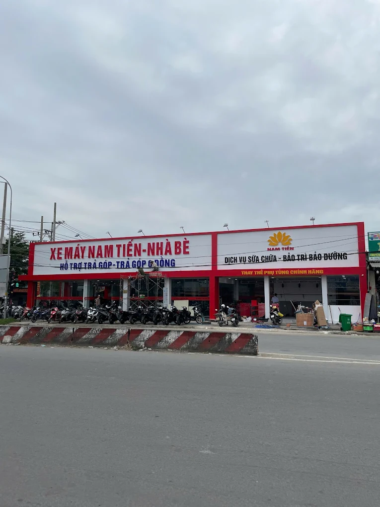 xe-may-nam-tien-nha-be